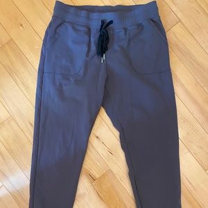 Zyia Active Joggers - Size Small
